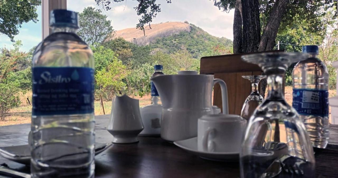 Sigiri Arana Sigiriya Hotell Exteriör bild
